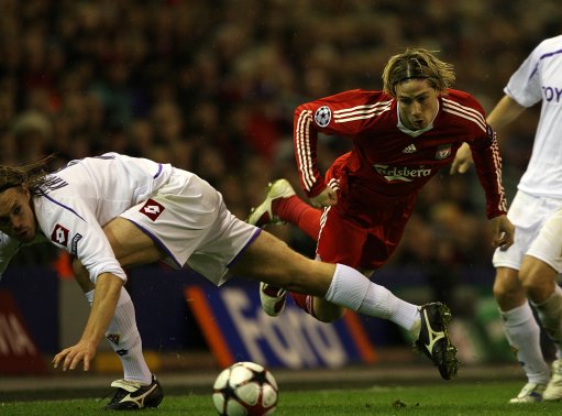 伤愈后他成为球队最稳一环（伤愈归来，他成了球队的定海神针）