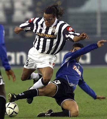 上赛季英超每次射门预期进球数前五：维萨和伊萨克并列第一（英超上赛季每次射门预期进球数前五：维萨与伊萨克并列榜首）