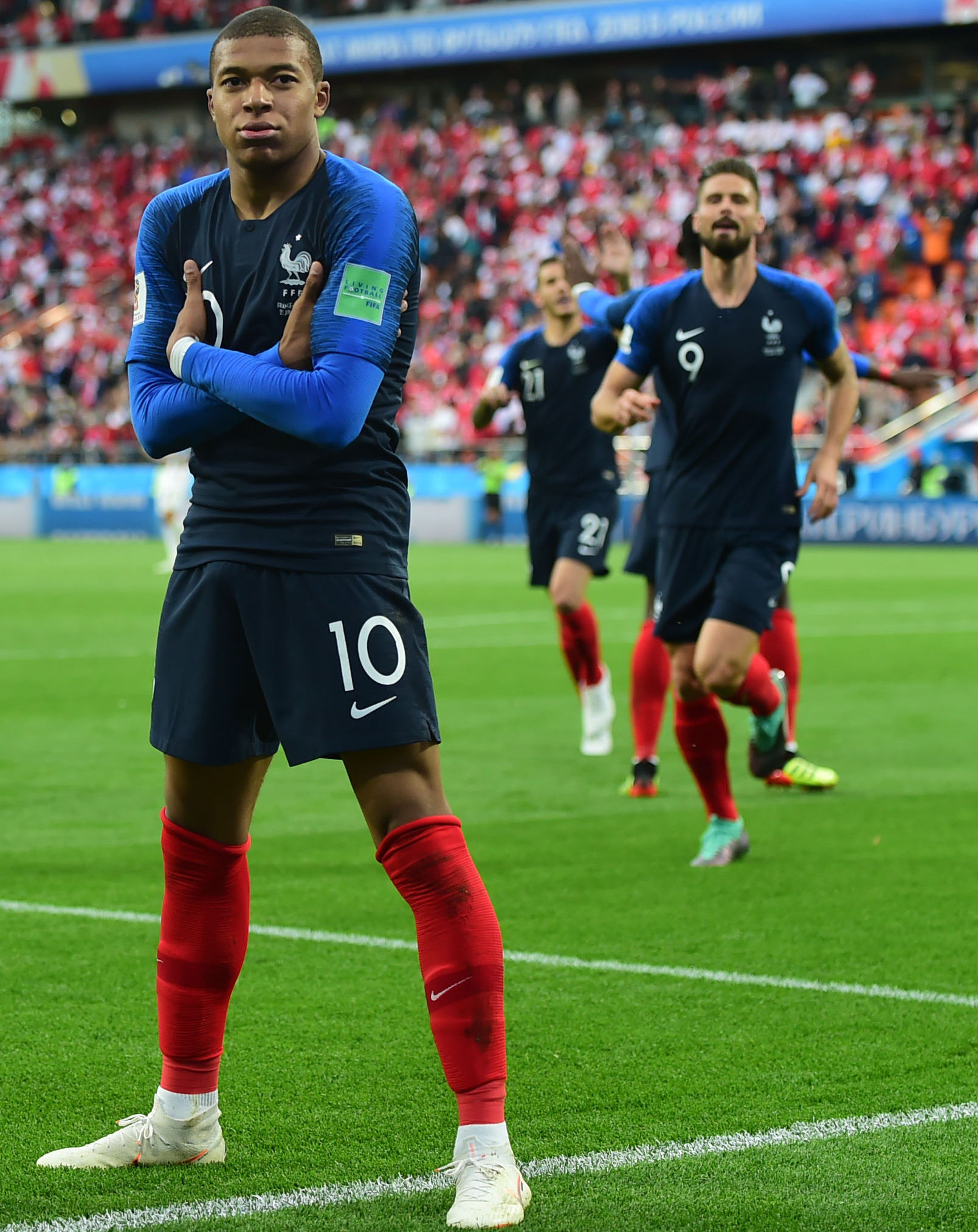 摩根预热C罗专访“加时赛”：特别节目将在北京时间明早7点30分播出（摩根预告C罗专访《加时赛》：特别节目将于北京时间明晨7：30播出）